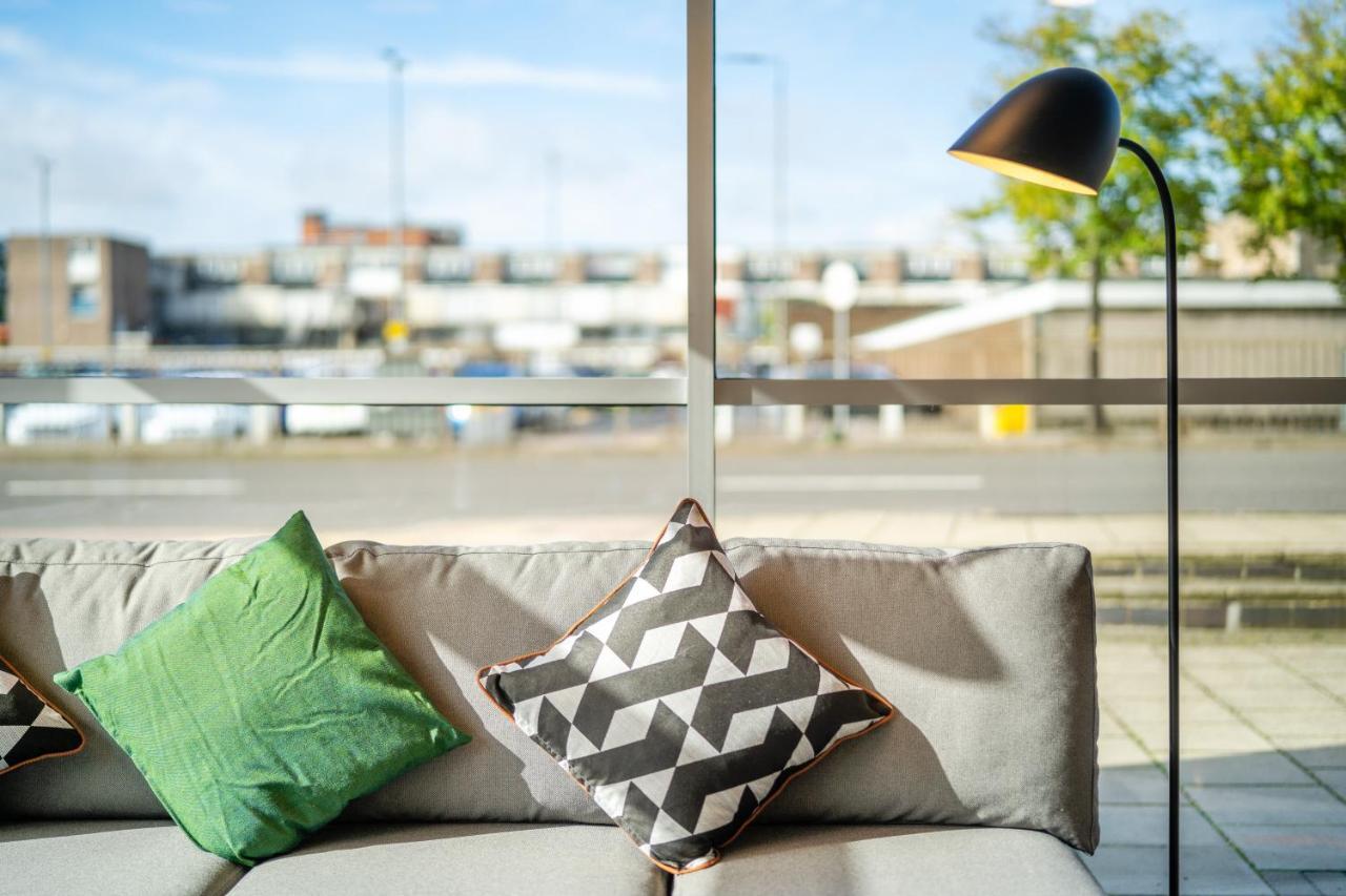 Holiday Inn Stevenage By Ihg Εξωτερικό φωτογραφία