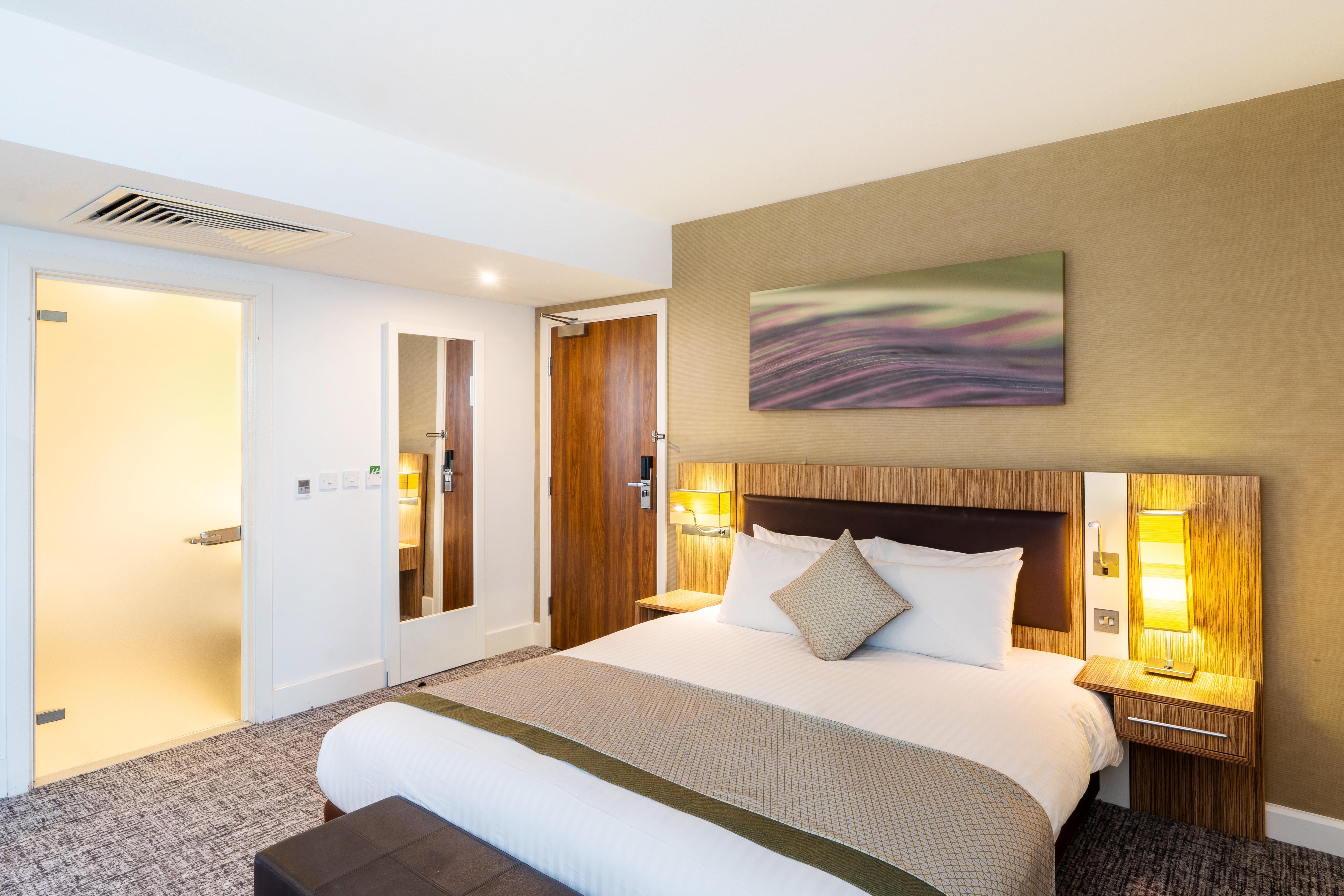 Holiday Inn Stevenage By Ihg Εξωτερικό φωτογραφία