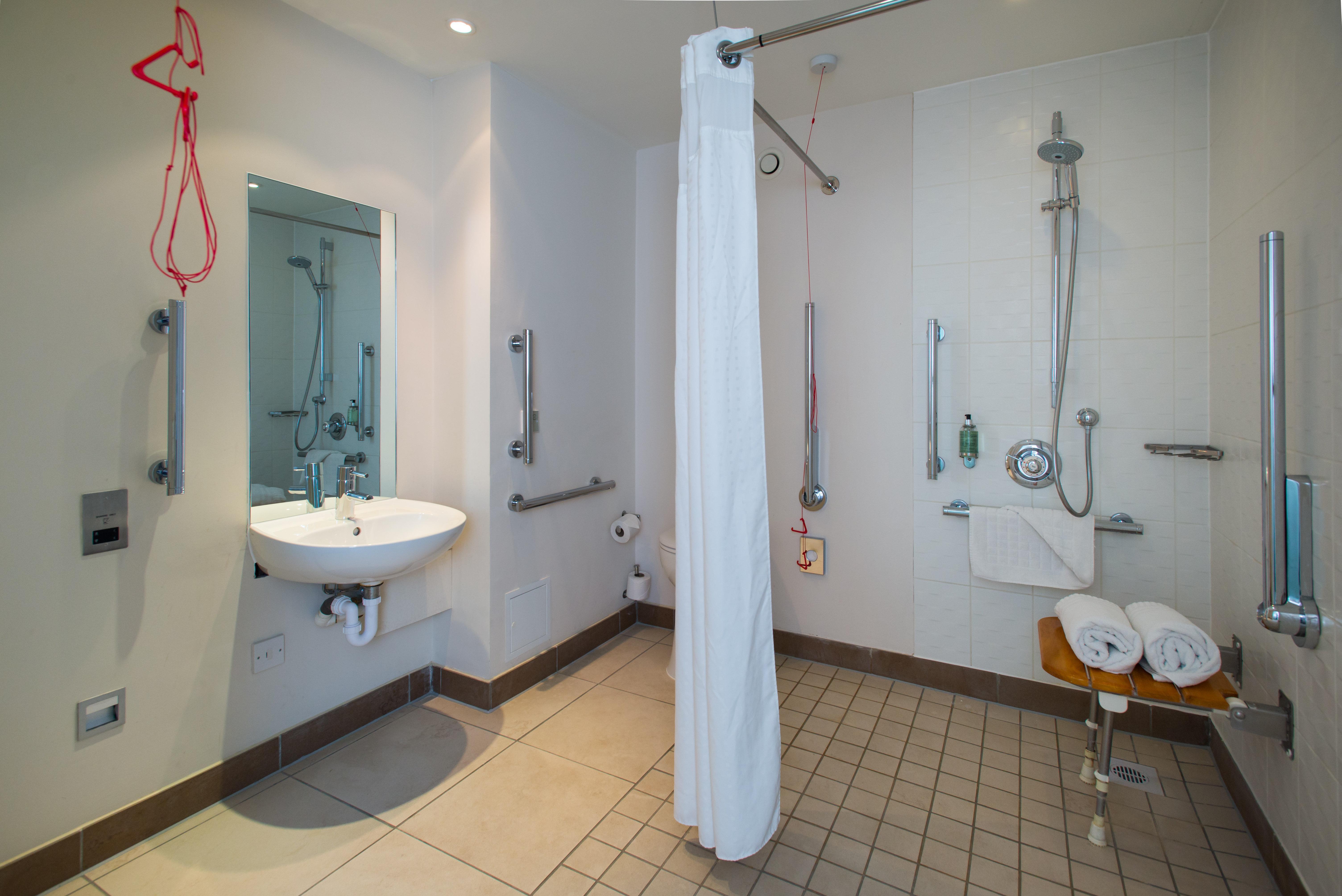 Holiday Inn Stevenage By Ihg Εξωτερικό φωτογραφία