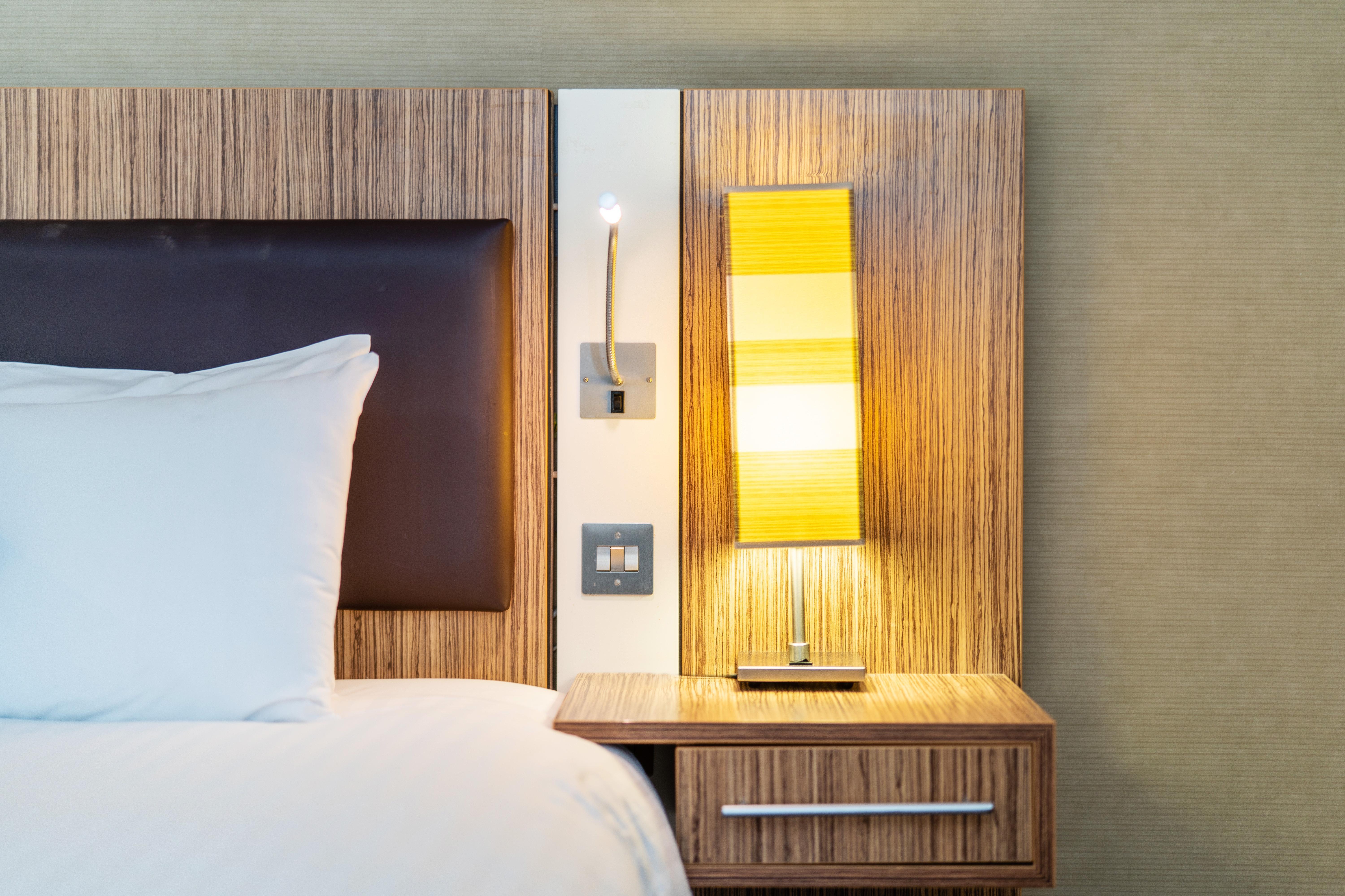 Holiday Inn Stevenage By Ihg Εξωτερικό φωτογραφία