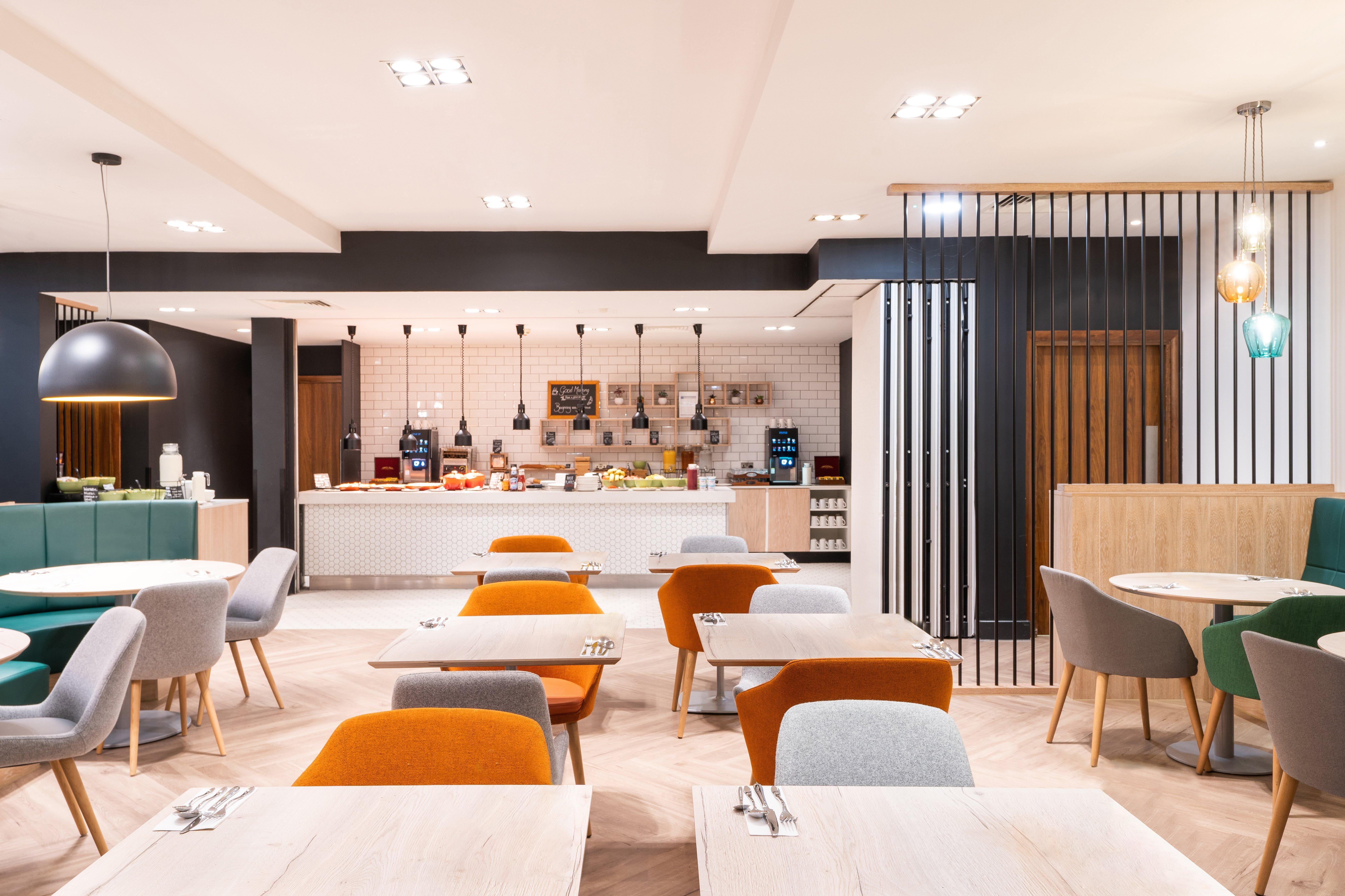 Holiday Inn Stevenage By Ihg Εξωτερικό φωτογραφία