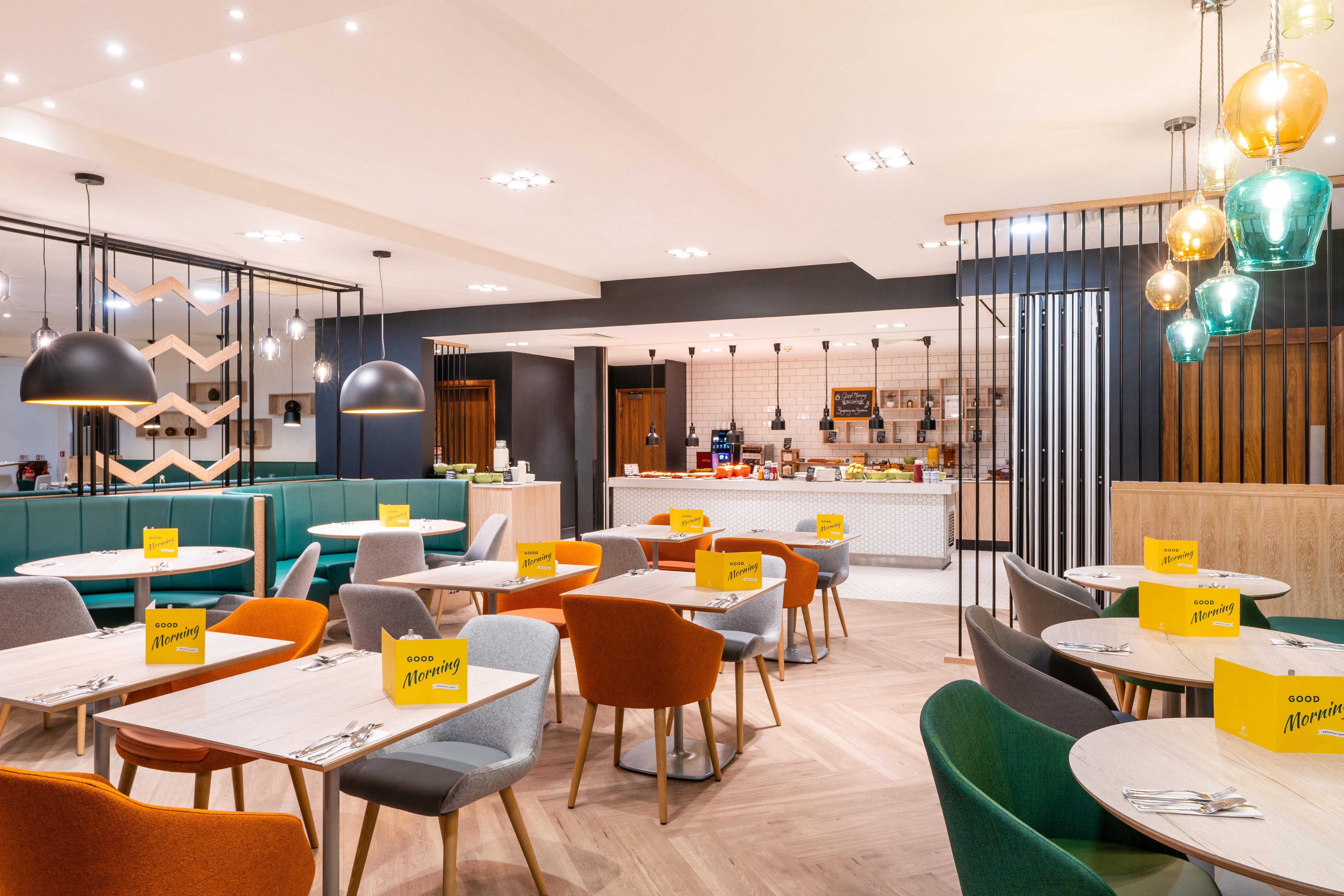 Holiday Inn Stevenage By Ihg Εξωτερικό φωτογραφία