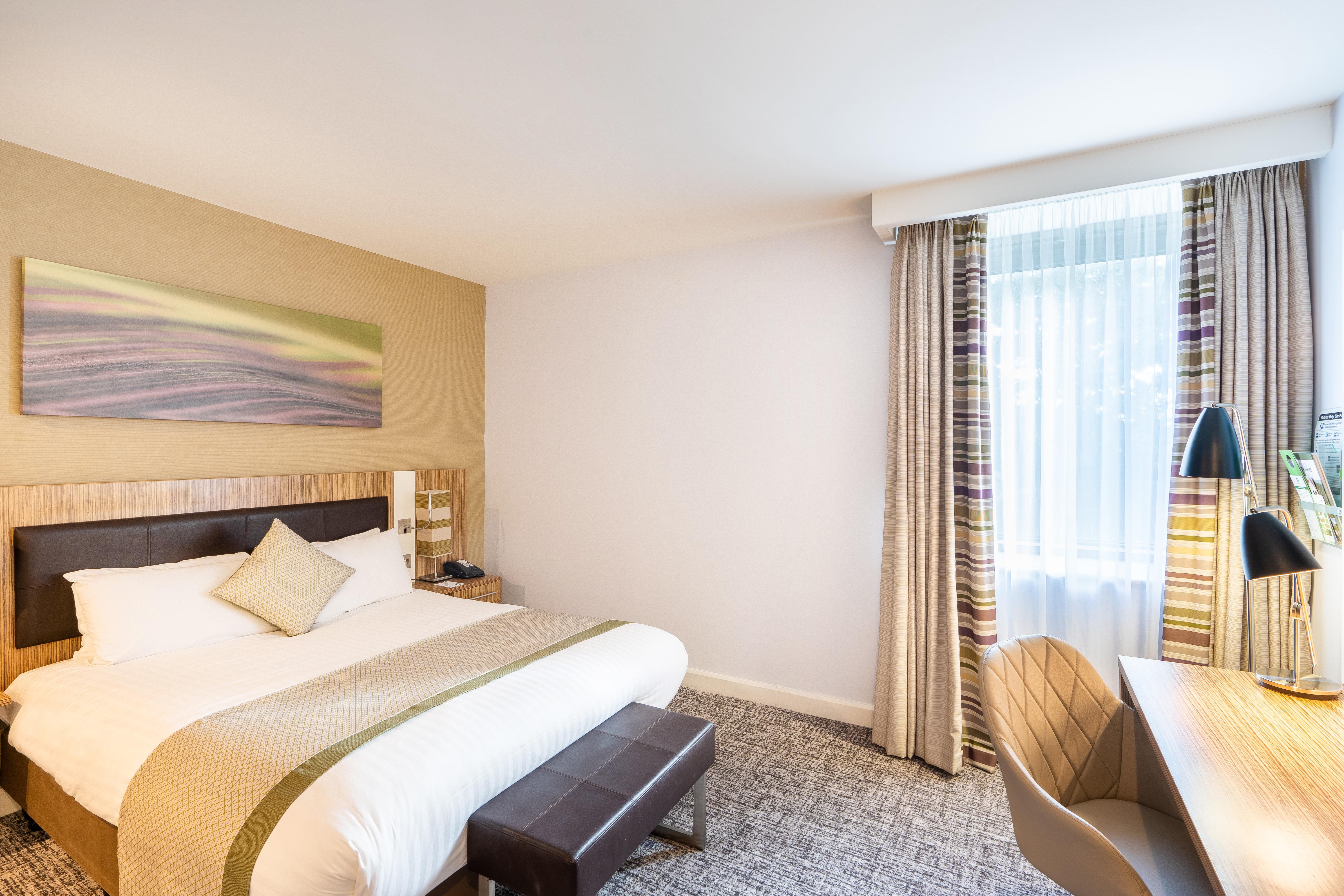 Holiday Inn Stevenage By Ihg Εξωτερικό φωτογραφία