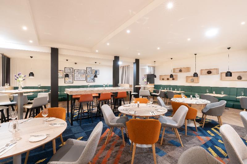 Holiday Inn Stevenage By Ihg Εξωτερικό φωτογραφία
